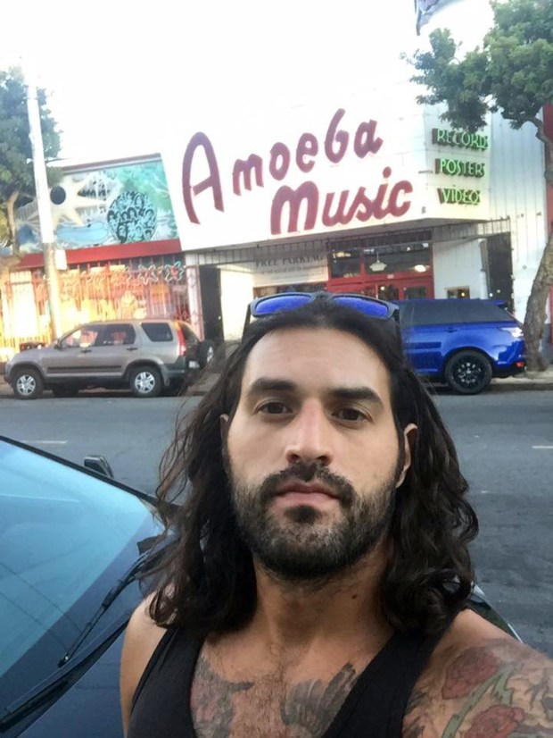 Carlos Denogean - FB 3