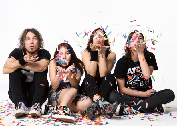 RocknRoll Hi Fives press photo